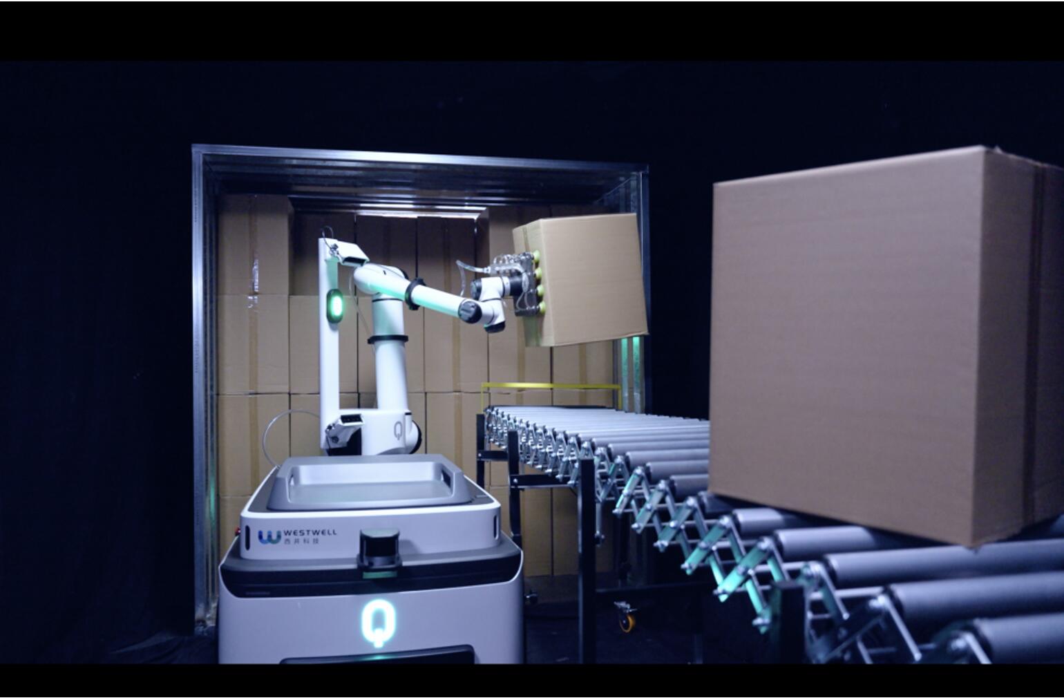 2024世界人工智能大會：從“+AI”到“AI+”新技術(shù)重塑千行百業(yè)(圖2)